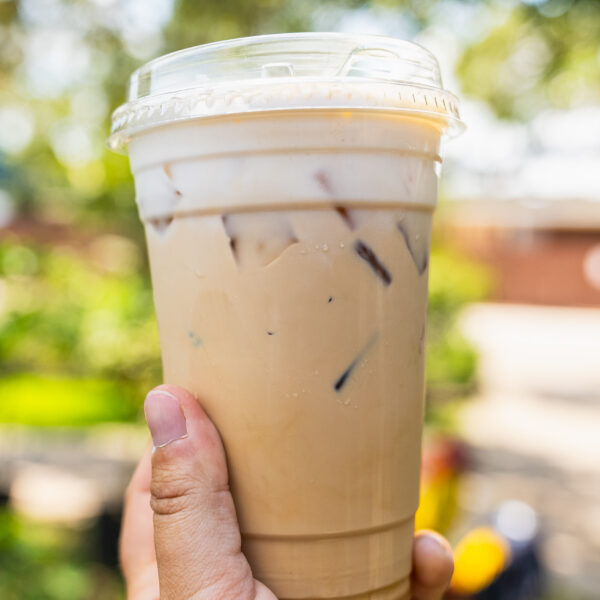 Dulce-De-Leche-Iced-Latte-600x600